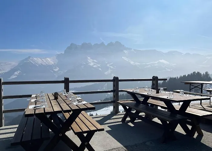 Ze Mountain Lodge, * Morgins